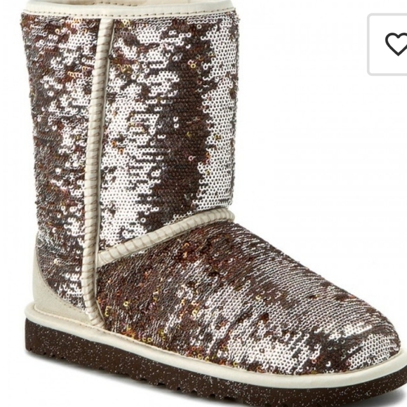 UGG Shoes - Ugg Sequin Glitter Leather Shearling Suede Sherpa Sheepskin in size 7 Champaign.